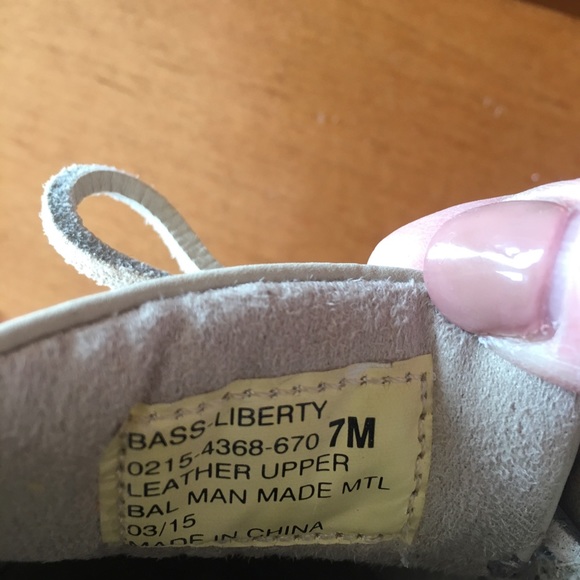 GH Bass and company size 7 loafers - Picture 4 of 6